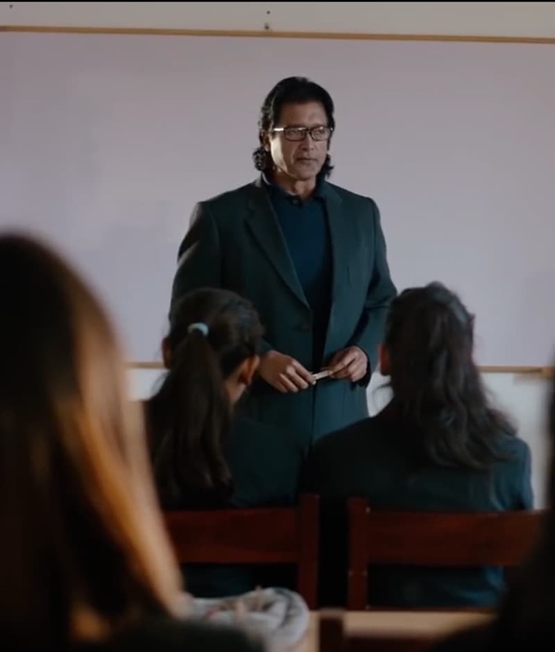 Rajesh Hamal, Lecturer in Bijuli Machine